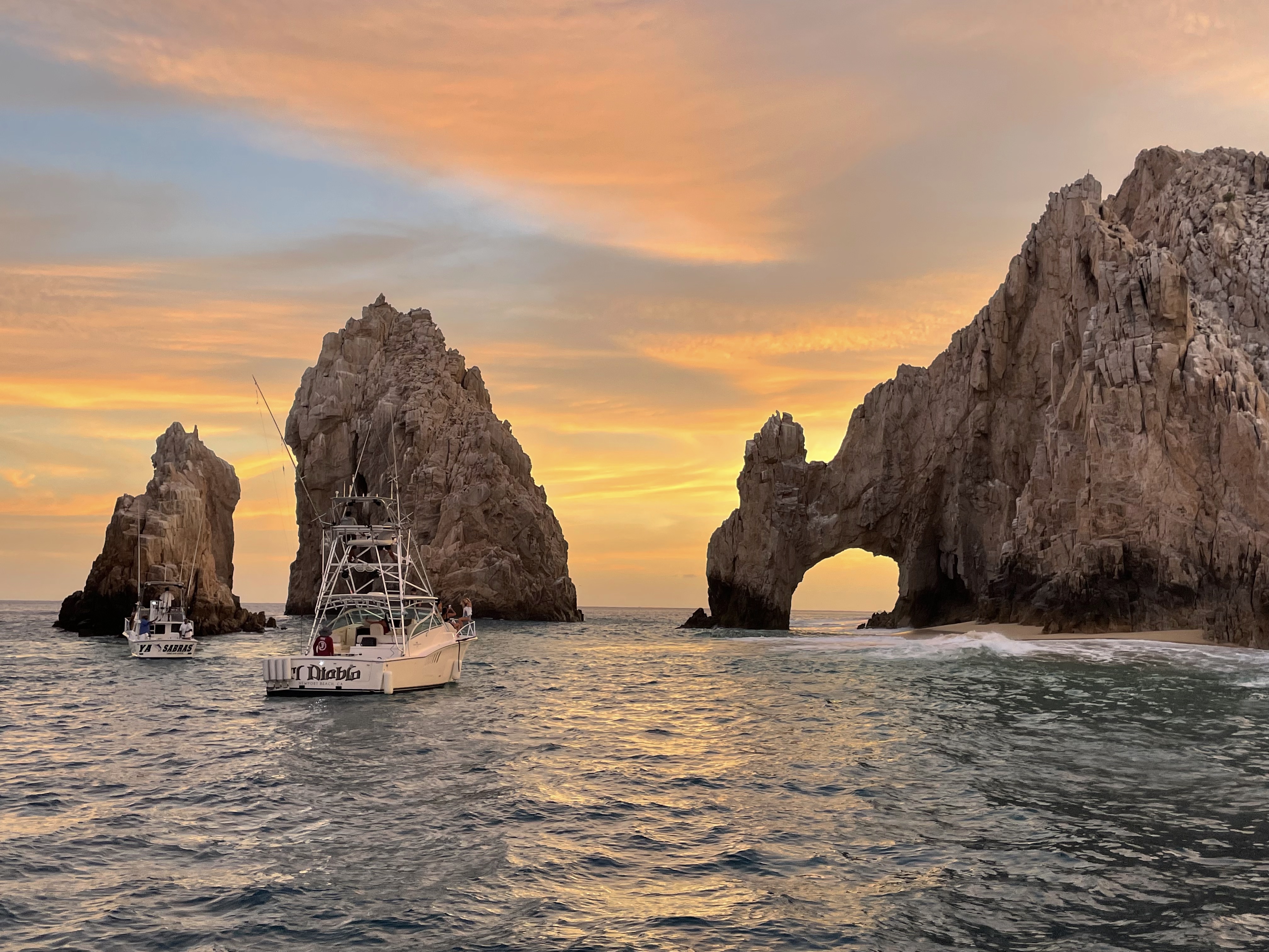How to Spend 3-Days in Cabo: Beaches, Sunset Cruises & Nightlife