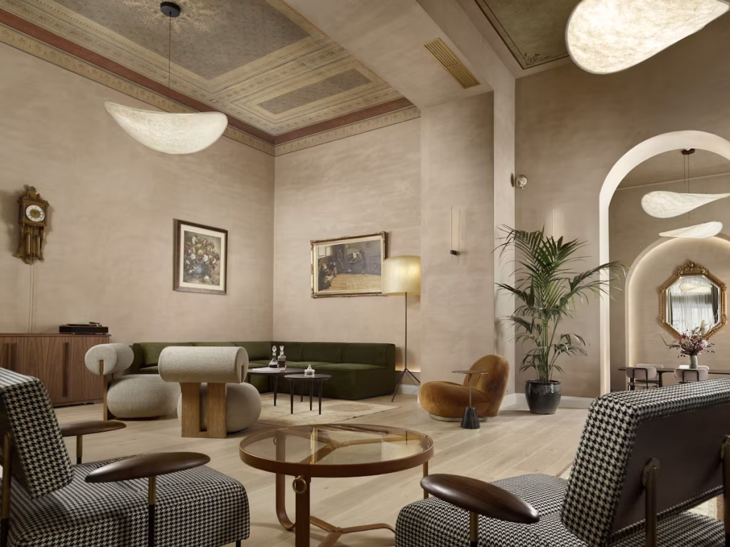 where to stay in athens