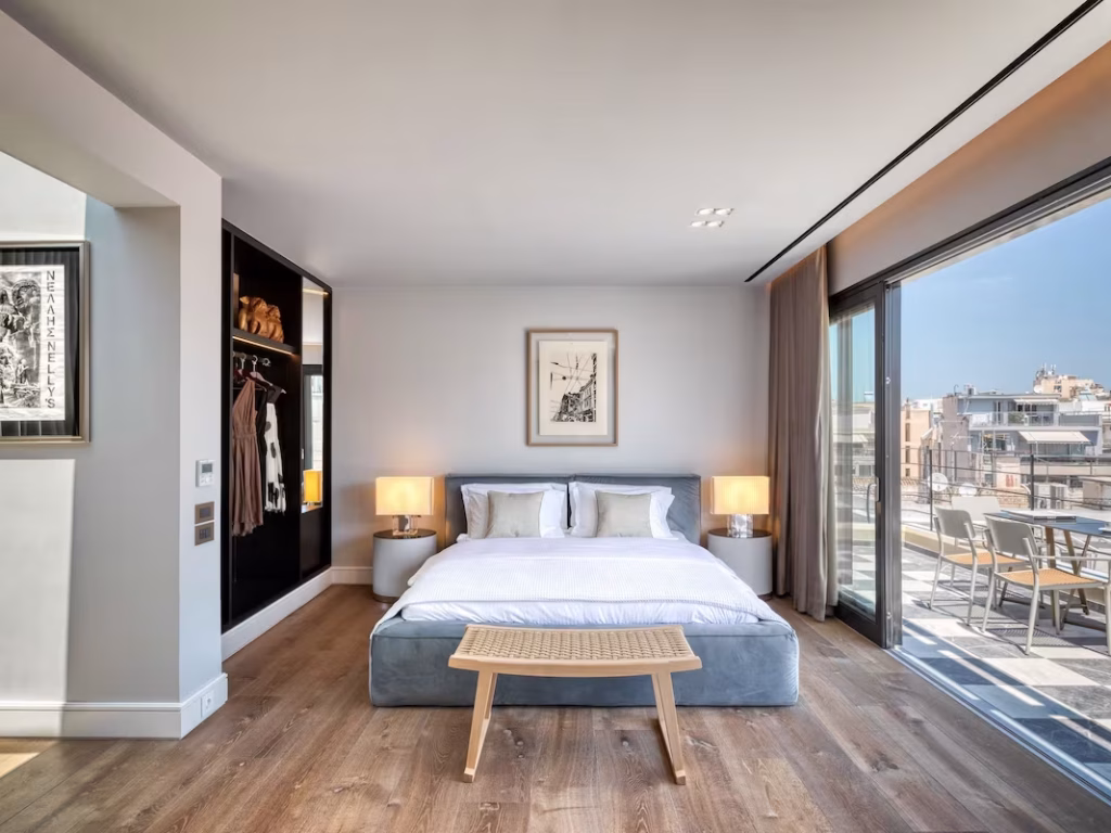 where to stay in athens